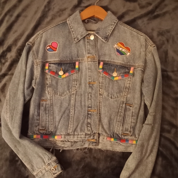 Jean jacket - Picture 2 of 2